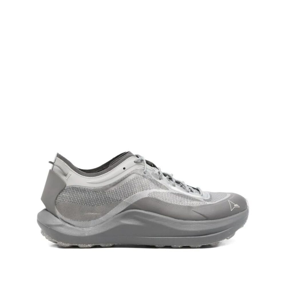 Roa Unisex "Sella" Sneaker
